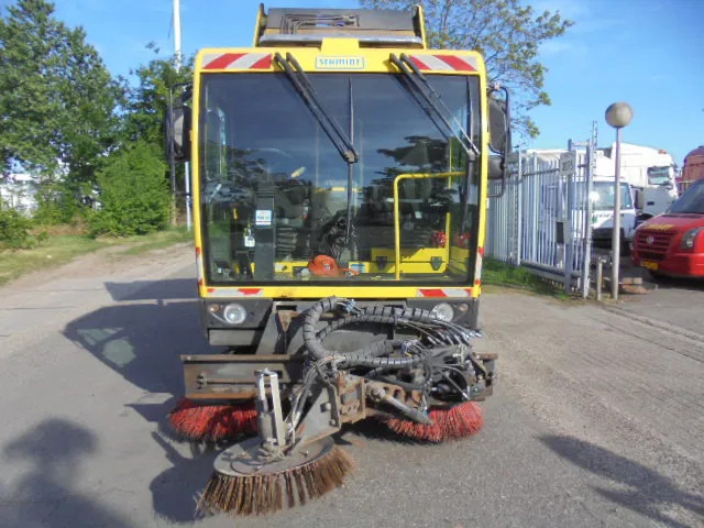 Schmidt CLEANGO 500 NL MACHINE - كناسة المناطق الصناعية: صور 2 Schmidt CLEANGO 500 NL MACHINE - كناسة المناطق الصناعية: صور 2