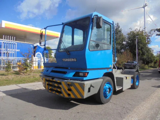 Terberg YT 182 NL KENTEKEN - جرارات صالات المطارات: صور 1 Terberg YT 182 NL KENTEKEN - جرارات صالات المطارات: صور 1