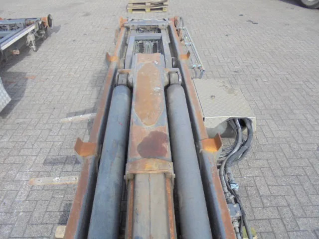 VDL  - شاحنة ذات الخطاف: صور 3 VDL  - شاحنة ذات الخطاف: صور 3