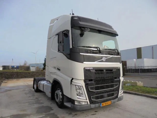 Volvo FH 420 MEGA NL TRUCK APK /TUV 01-05-2026 - شاحنة جرار: صور 3 Volvo FH 420 MEGA NL TRUCK APK /TUV 01-05-2026 - شاحنة جرار: صور 3