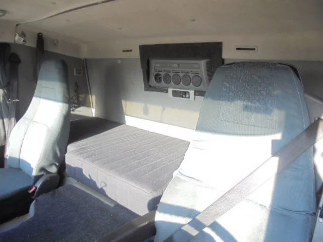 شاحنة نقل سيارات شاحنة Volvo FM 330 KAESBOHRER METAGO NL TRUCK: صور 13 شاحنة نقل سيارات شاحنة Volvo FM 330 KAESBOHRER METAGO NL TRUCK: صور 13