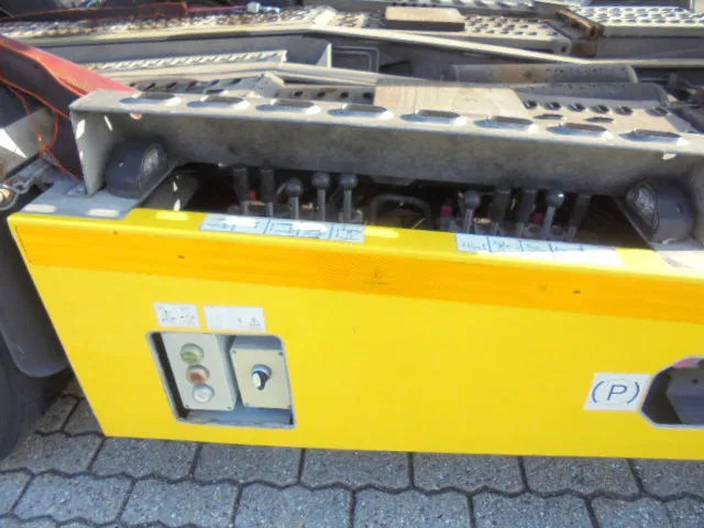 شاحنة نقل سيارات شاحنة Volvo FM 330 KAESBOHRER METAGO NL TRUCK: صور 18 شاحنة نقل سيارات شاحنة Volvo FM 330 KAESBOHRER METAGO NL TRUCK: صور 18