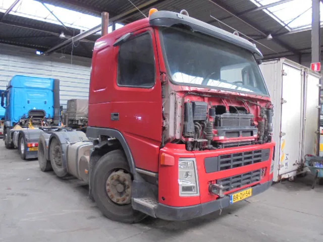 Volvo FM 380 ENGINE NOT OK ONLY PARTS - شاحنة جرار: صور 3 Volvo FM 380 ENGINE NOT OK ONLY PARTS - شاحنة جرار: صور 3