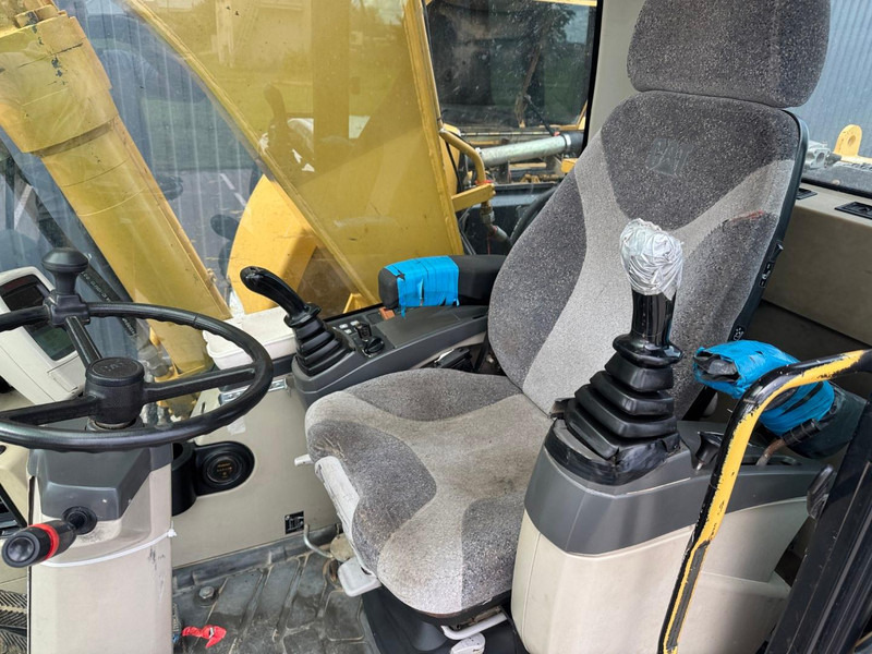 Caterpillar M 315 C - حفارة على عجلات: صور 5 Caterpillar M 315 C - حفارة على عجلات: صور 5