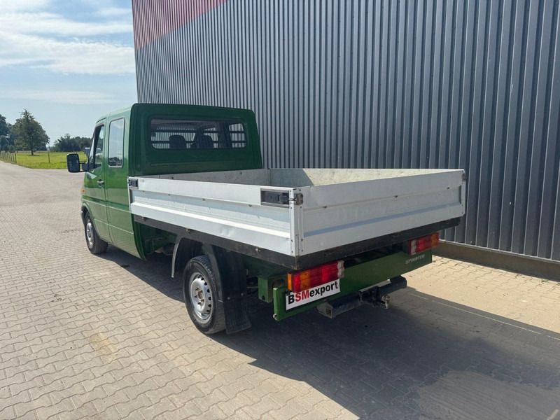 Mercedes-Benz Sprinter 313 - الشاحنات الصغيرة المسطحة: صور 4 Mercedes-Benz Sprinter 313 - الشاحنات الصغيرة المسطحة: صور 4