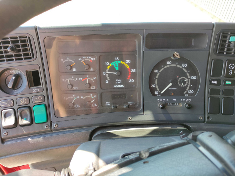 شاحنة ذات الخطاف Scania P124. 420: صور 8 شاحنة ذات الخطاف Scania P124. 420: صور 8