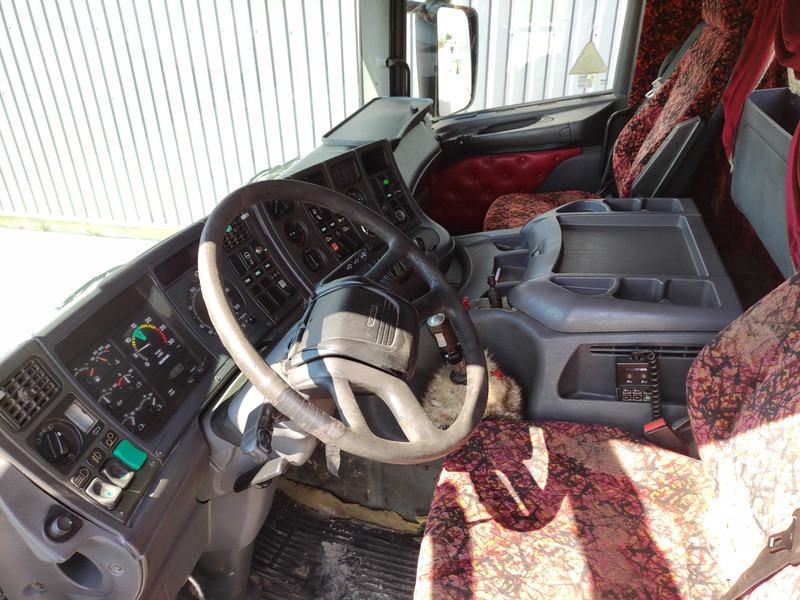 شاحنة ذات الخطاف Scania P124. 420: صور 6 شاحنة ذات الخطاف Scania P124. 420: صور 6