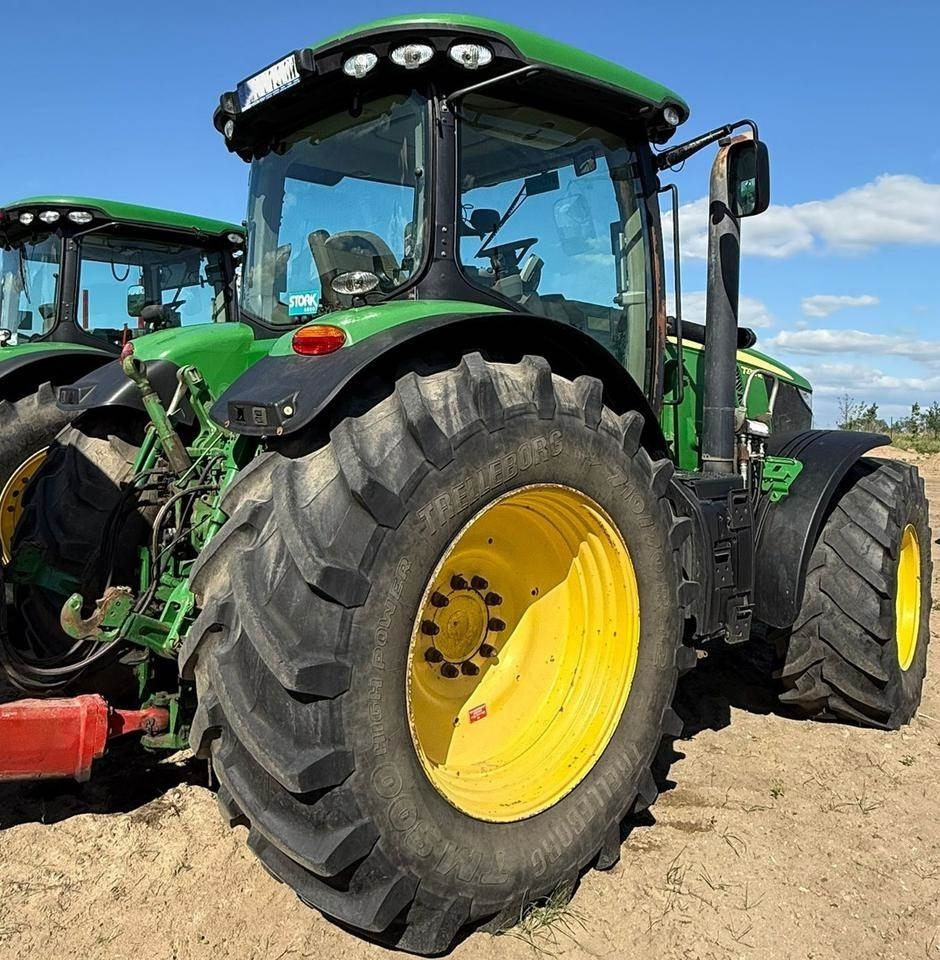 John Deere 7230R - جرار: صور 3 John Deere 7230R - جرار: صور 3