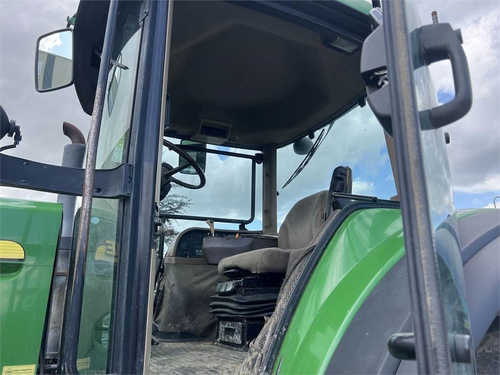 John Deere 7820 - جرار: صور 5 John Deere 7820 - جرار: صور 5