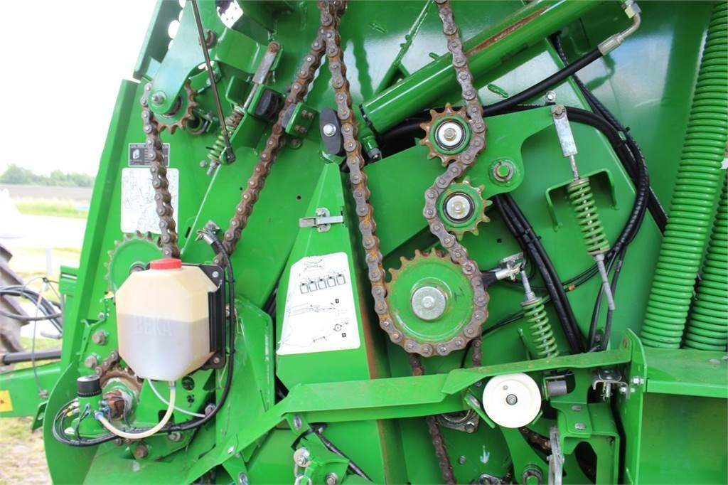 John Deere 990 - مكبس القش الدائري: صور 5 John Deere 990 - مكبس القش الدائري: صور 5