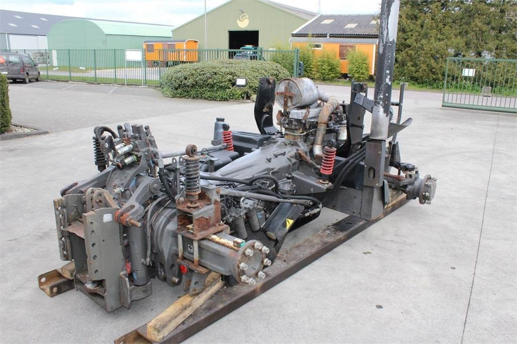 Renault Ares 626RZ - جرار: صور 3 Renault Ares 626RZ - جرار: صور 3