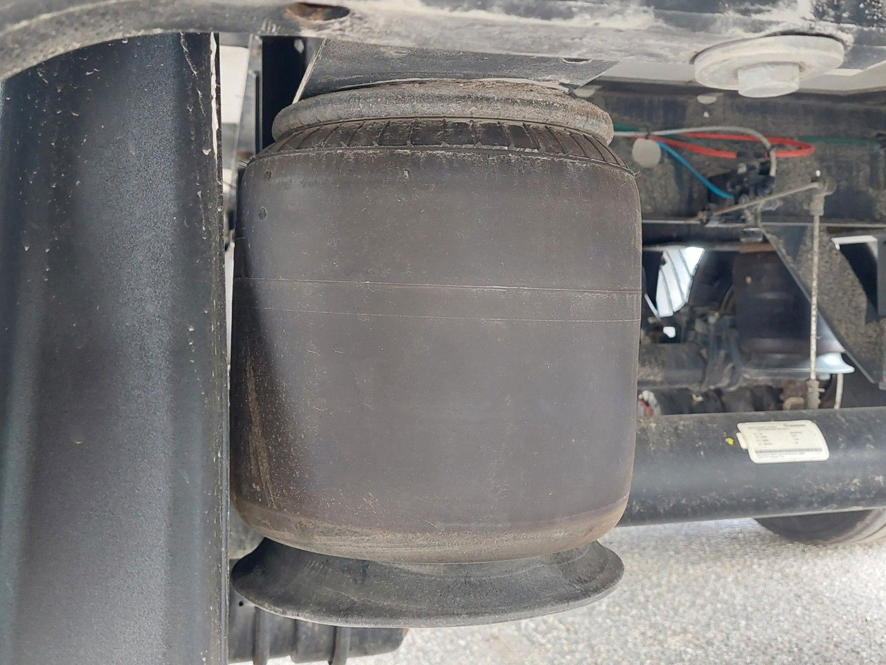 مبردة نصف مقطورة Krone SD Thermo King SLXi 300: صور 17 مبردة نصف مقطورة Krone SD Thermo King SLXi 300: صور 17