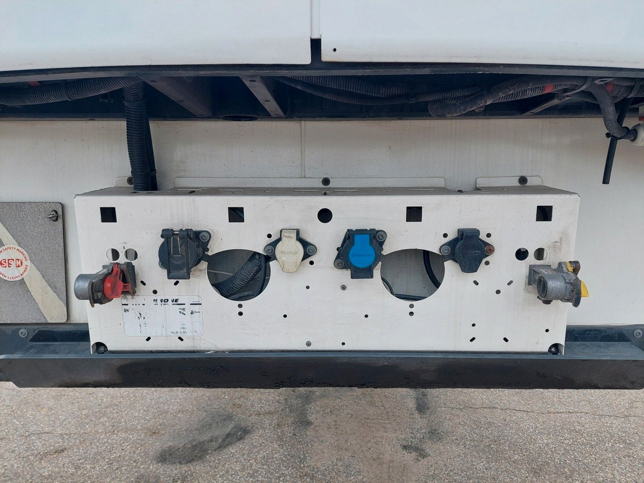 مبردة نصف مقطورة Krone SD Thermo King SLXi 300: صور 11 مبردة نصف مقطورة Krone SD Thermo King SLXi 300: صور 11