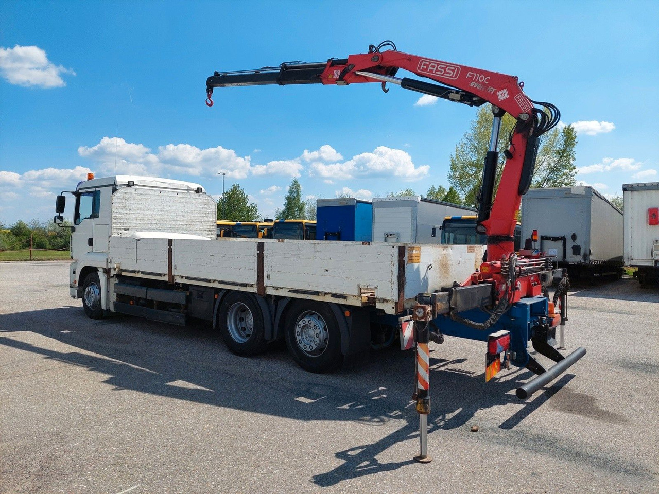 MAN GA 26.320 6X2-2 BL + Kran Fassi F110AC22 - شاحنات مسطحة, شاحنة كرين: صور 3 MAN GA 26.320 6X2-2 BL + Kran Fassi F110AC22 - شاحنات مسطحة, شاحنة كرين: صور 3