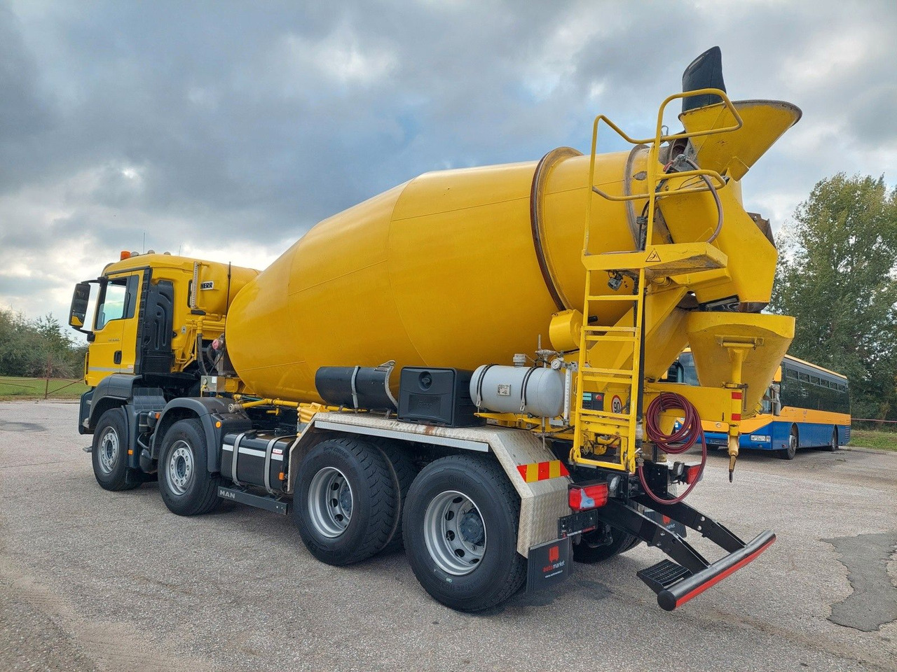 MAN TGS 32.460 8X4 BB Liebherr 9 m³ - شاحنة خلاطة خرسانة: صور 3 MAN TGS 32.460 8X4 BB Liebherr 9 m³ - شاحنة خلاطة خرسانة: صور 3
