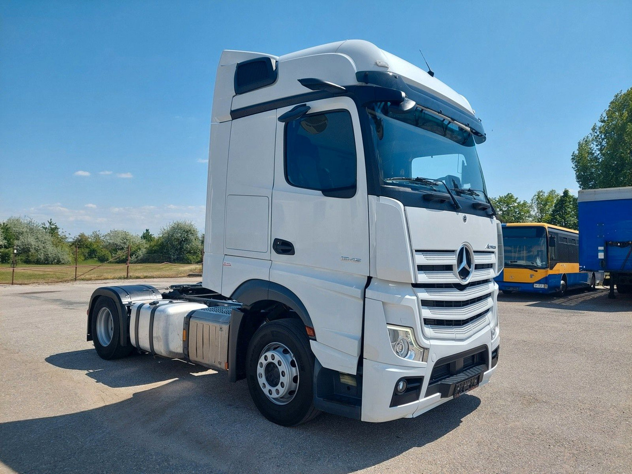 Mercedes-Benz Actros 5 1845 LS BigSpace 4x2 - شاحنة جرار: صور 2 Mercedes-Benz Actros 5 1845 LS BigSpace 4x2 - شاحنة جرار: صور 2