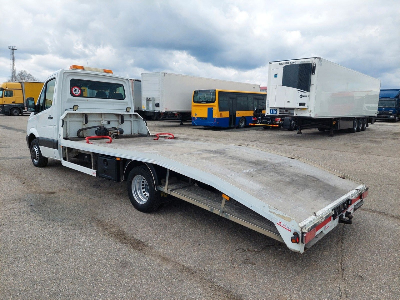 Mercedes-Benz Sprinter II 519 CDI - شاحنة نقل سيارات شاحنة: صور 3 Mercedes-Benz Sprinter II 519 CDI - شاحنة نقل سيارات شاحنة: صور 3