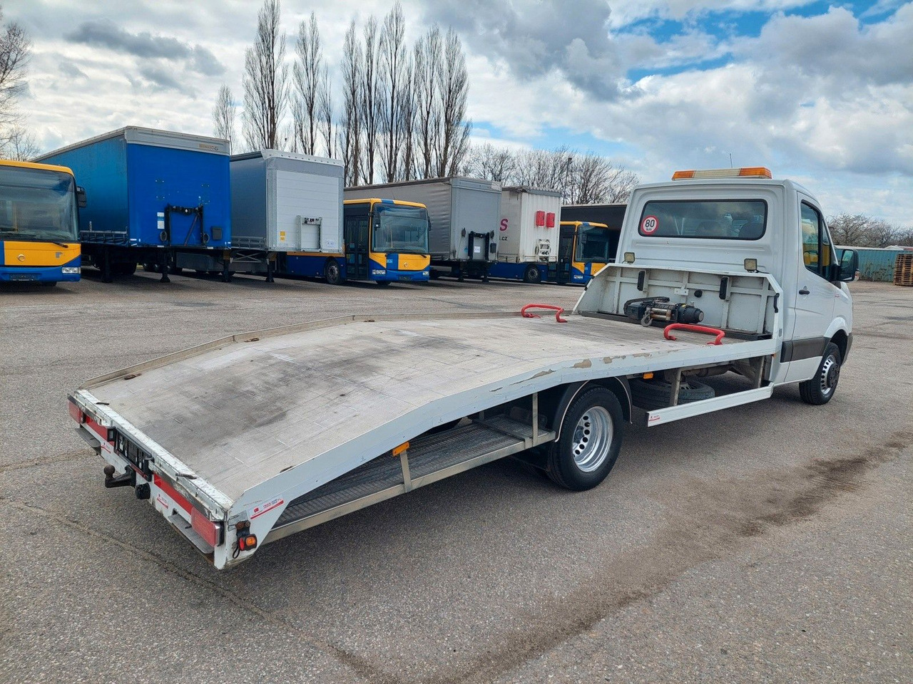 Mercedes-Benz Sprinter II 519 CDI - سيارة السحب للتصليح: صور 4 Mercedes-Benz Sprinter II 519 CDI - سيارة السحب للتصليح: صور 4