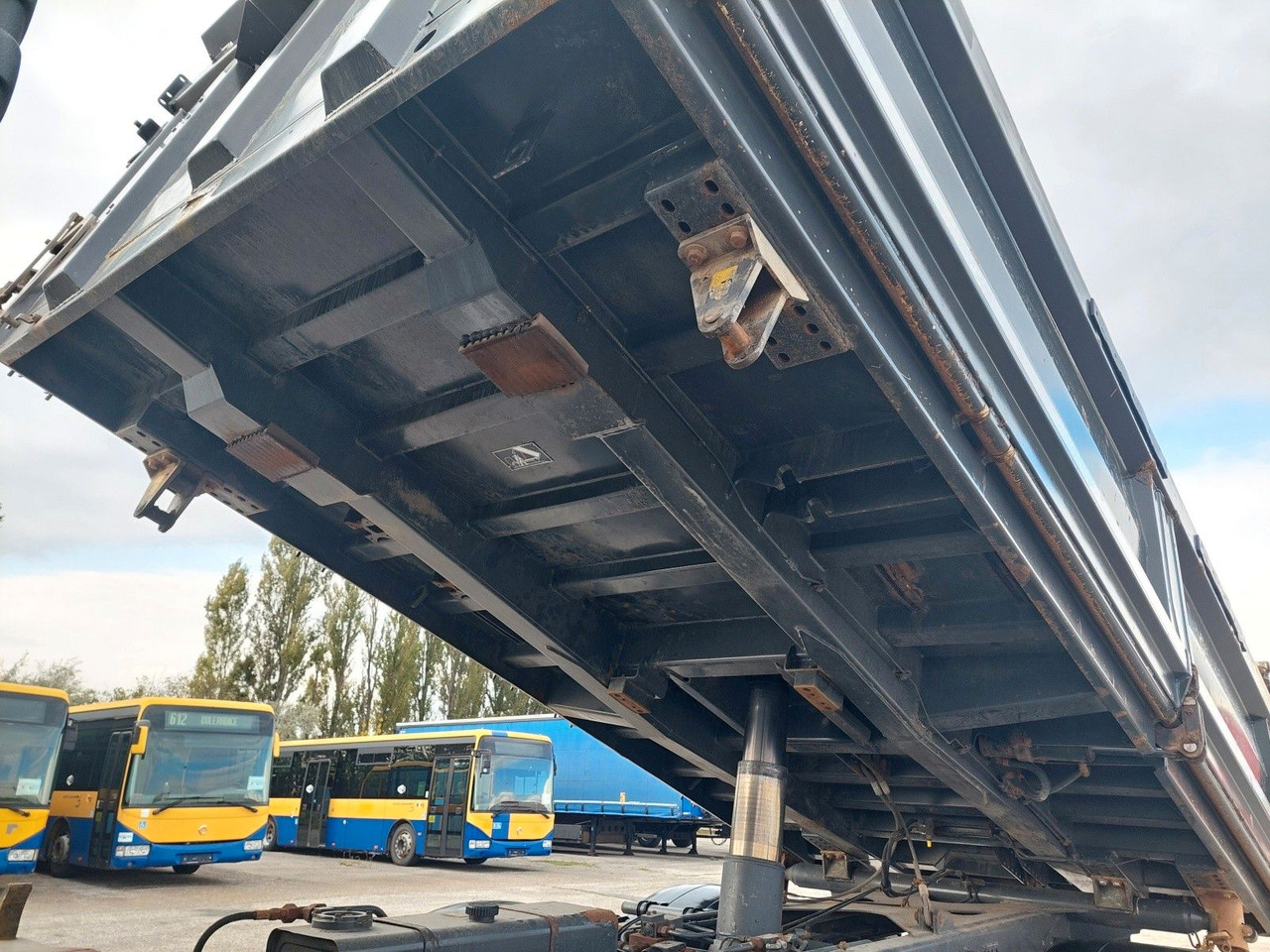Volvo FMX 460 Meiller Bordmatik 6x4 - قلابات: صور 5 Volvo FMX 460 Meiller Bordmatik 6x4 - قلابات: صور 5