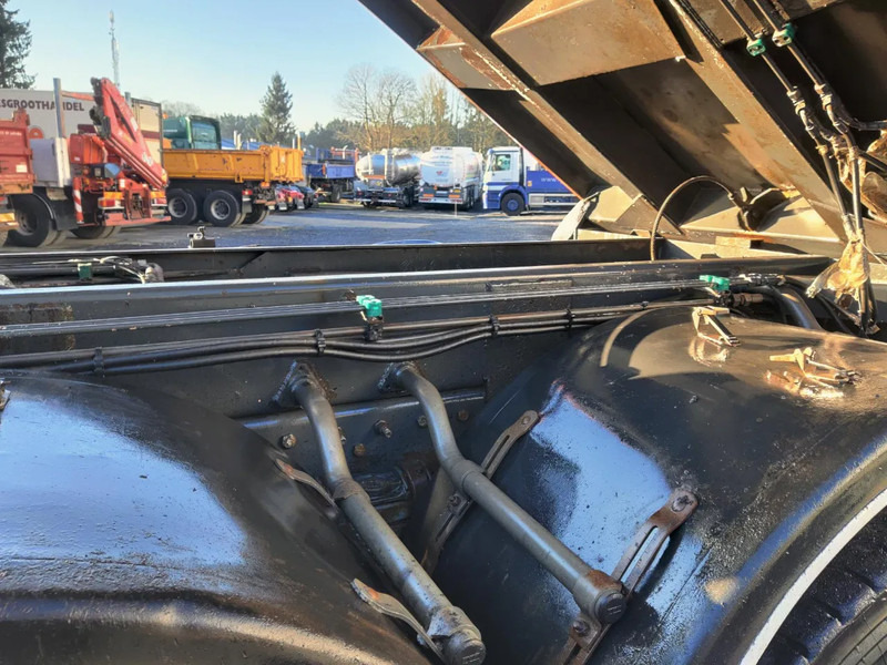 قلابات Mercedes-Benz Actros 3236 8X4 - 2 SIDE TIPPER/BI-BENNE: صور 12 قلابات Mercedes-Benz Actros 3236 8X4 - 2 SIDE TIPPER/BI-BENNE: صور 12