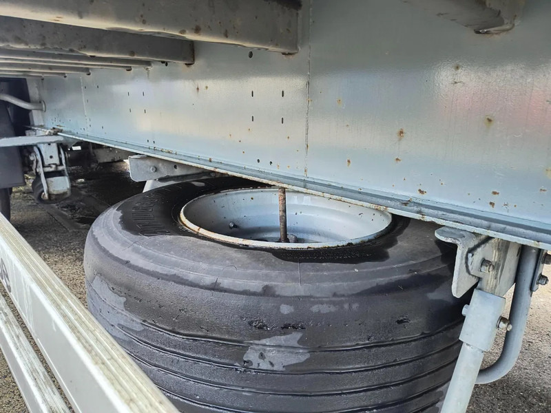 Pacton D'HOLLANDIA 2000KG + 2 LIFT AXLES إيجار Pacton D'HOLLANDIA 2000KG + 2 LIFT AXLES: صور 15 Pacton D'HOLLANDIA 2000KG + 2 LIFT AXLES إيجار Pacton D'HOLLANDIA 2000KG + 2 LIFT AXLES: صور 15