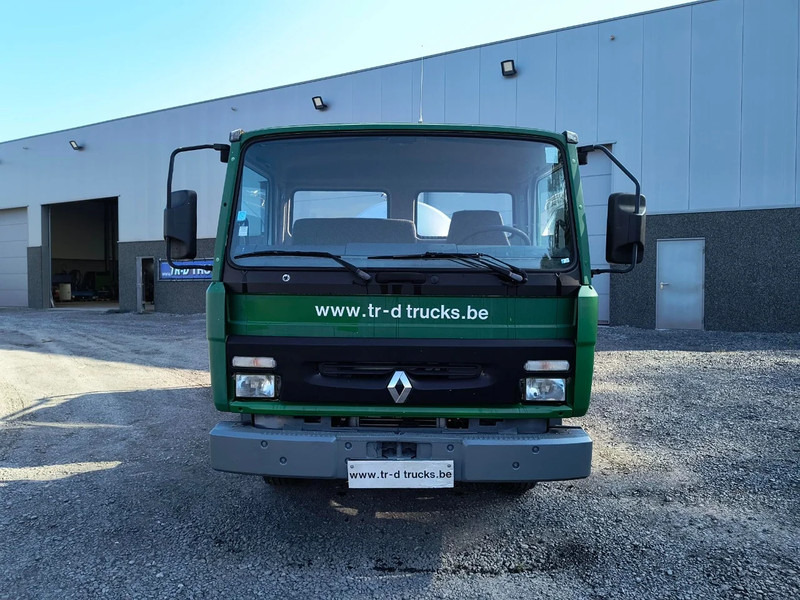 Renault Midliner S135 - ONLY 54 400KM - SMALL TANK 3680L INSULATED INOX - شاحنة صهريج: صور 2 Renault Midliner S135 - ONLY 54 400KM - SMALL TANK 3680L INSULATED INOX - شاحنة صهريج: صور 2