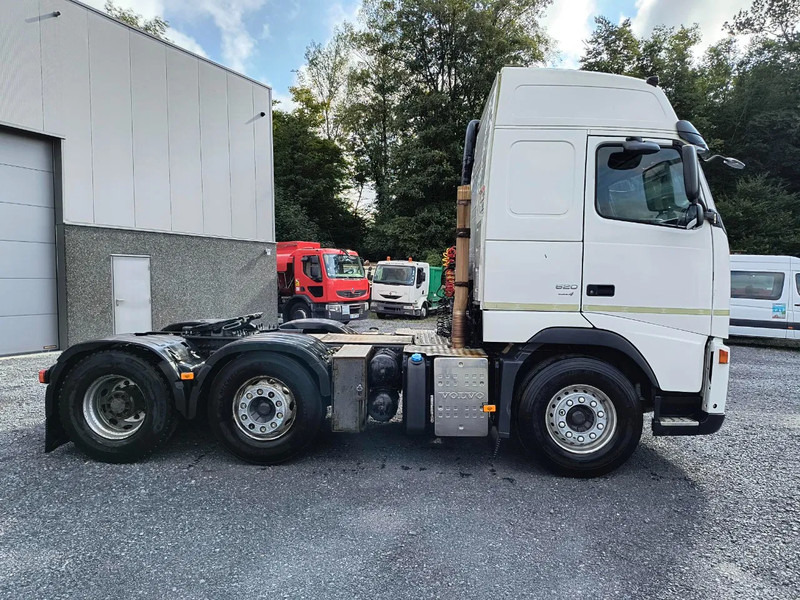 Volvo FH 13.520 6X2 - 90 TON - VOITH RETARDER - BIG AXLES - LIFTING AXLE - شاحنة جرار: صور 4 Volvo FH 13.520 6X2 - 90 TON - VOITH RETARDER - BIG AXLES - LIFTING AXLE - شاحنة جرار: صور 4