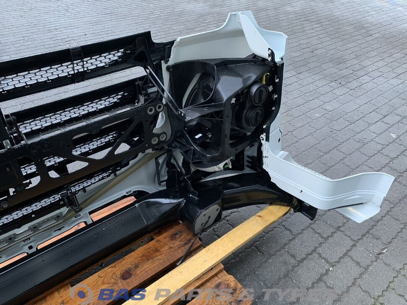 DAF CF Euro 6 Bumper DAF 1907076 - كأس مترعة - شاحنة: صور 5 DAF CF Euro 6 Bumper DAF 1907076 - كأس مترعة - شاحنة: صور 5