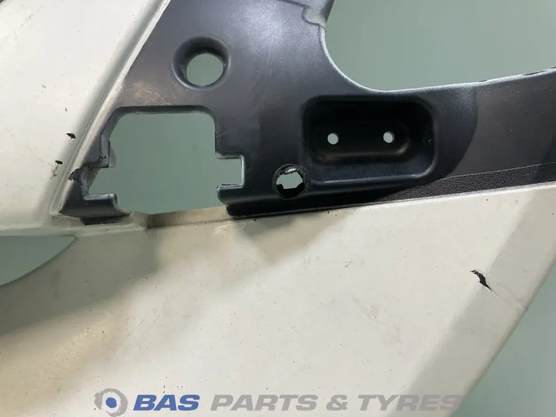 DAF CF Euro 6 Grille DAF 1886591 - جلوپنجره - شاحنة: صور 2 DAF CF Euro 6 Grille DAF 1886591 - جلوپنجره - شاحنة: صور 2