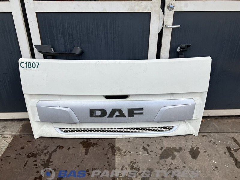 DAF CF Euro 6 Grille DAF 2148027 - جلوپنجره - شاحنة: صور 1 DAF CF Euro 6 Grille DAF 2148027 - جلوپنجره - شاحنة: صور 1