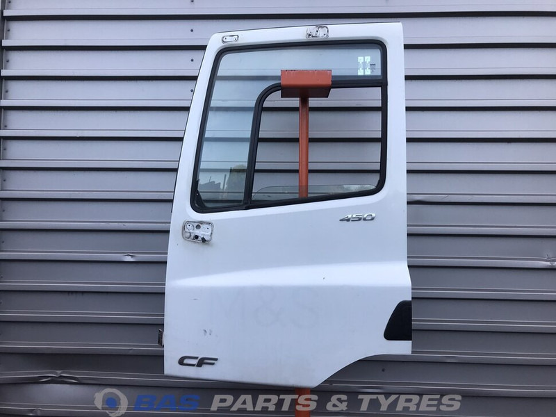 DAF CF Euro 6 Portier Links DAF 1836599 - باب و قطع الغيار - شاحنة: صور 1 DAF CF Euro 6 Portier Links DAF 1836599 - باب و قطع الغيار - شاحنة: صور 1
