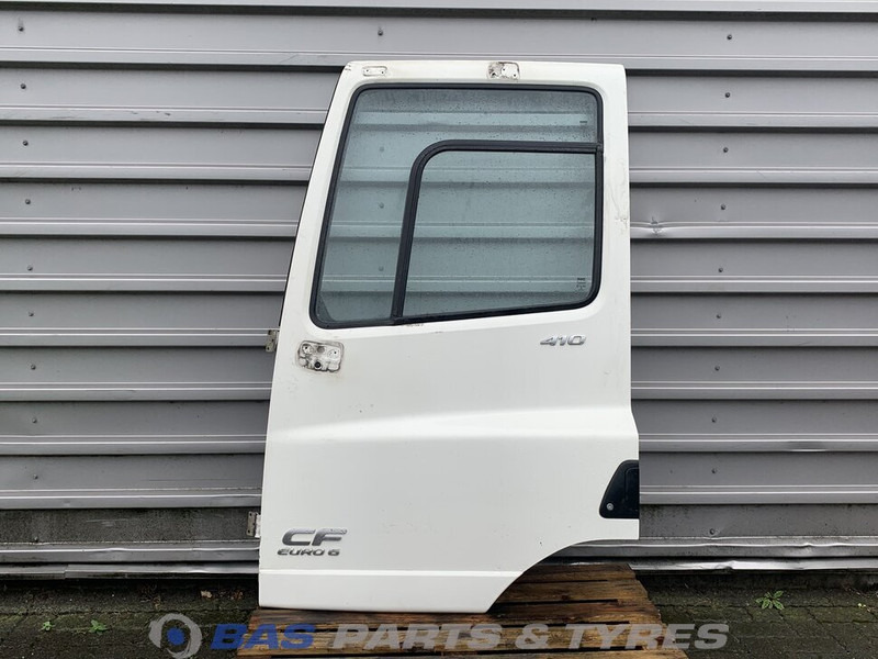 DAF CF (Meerdere types) Portier Links DAF 1836599 - باب و قطع الغيار - شاحنة: صور 1 DAF CF (Meerdere types) Portier Links DAF 1836599 - باب و قطع الغيار - شاحنة: صور 1