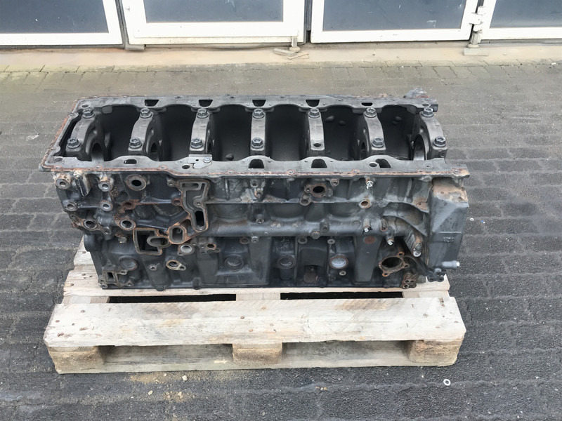 DAF Cilinderblok DAF 2117404 - كتلة اسطوانة - شاحنة: صور 1 DAF Cilinderblok DAF 2117404 - كتلة اسطوانة - شاحنة: صور 1