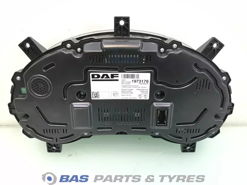 DAF LF Euro 6 - لوحة القيادة - شاحنة: صور 2 DAF LF Euro 6 - لوحة القيادة - شاحنة: صور 2