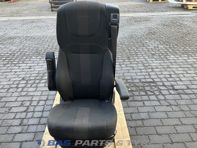 DAF XF G2 - مقاعد السيارات - شاحنة: صور 1 DAF XF G2 - مقاعد السيارات - شاحنة: صور 1
