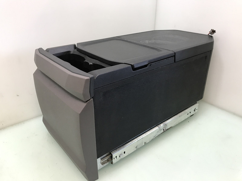 DAF XF G2 - قطع الغيار - شاحنة: صور 2 DAF XF G2 - قطع الغيار - شاحنة: صور 2