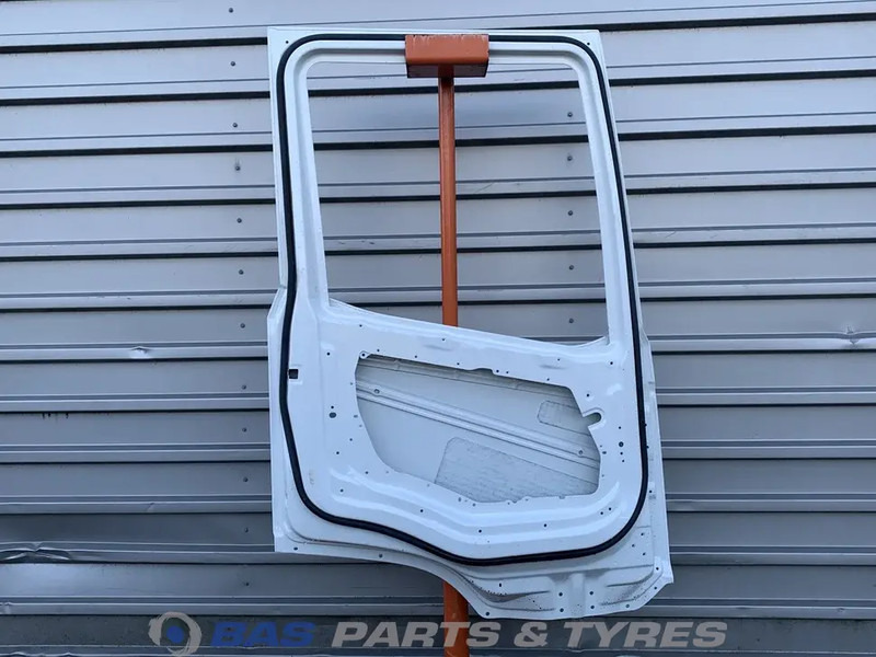 DAF XG - باب و قطع الغيار - شاحنة: صور 2 DAF XG - باب و قطع الغيار - شاحنة: صور 2