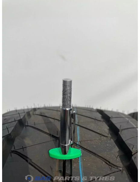 Goodyear  - الإطارات - شاحنة: صور 3 Goodyear  - الإطارات - شاحنة: صور 3