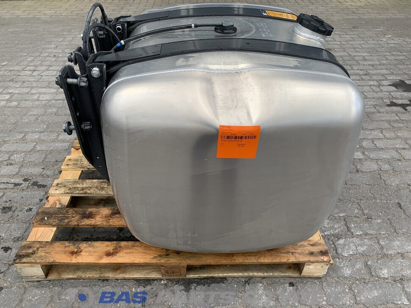 Mercedes-Benz Brandstoftank Mercedes 360 Liter A 960 470 51 04 - خزان وقود - شاحنة: صور 4 Mercedes-Benz Brandstoftank Mercedes 360 Liter A 960 470 51 04 - خزان وقود - شاحنة: صور 4