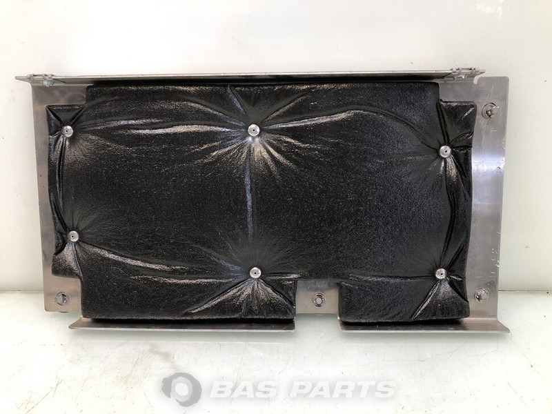 Mercedes-Benz Bumpers Mercedes A 956 520 03 70 - المحرك - شاحنة: صور 2 Mercedes-Benz Bumpers Mercedes A 956 520 03 70 - المحرك - شاحنة: صور 2