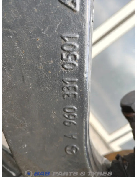 Mercedes-Benz Mercedes F-8A/C22.5 Vooras A 960 331 27 01 - المحور الأمامي - شاحنة: صور 5 Mercedes-Benz Mercedes F-8A/C22.5 Vooras A 960 331 27 01 - المحور الأمامي - شاحنة: صور 5