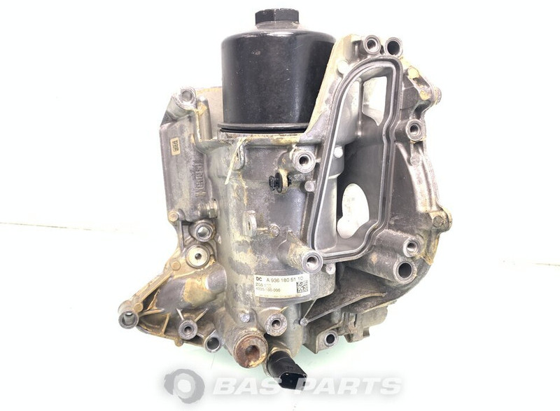 Mercedes-Benz Oliefilterhuis Mercedes A 936 180 51 10 - فلتر النفط - شاحنة: صور 1 Mercedes-Benz Oliefilterhuis Mercedes A 936 180 51 10 - فلتر النفط - شاحنة: صور 1