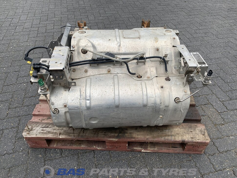 Mercedes-Benz Uitlaatdemper Mercedes A 007 490 96 12 - كاتم صوت - شاحنة: صور 1 Mercedes-Benz Uitlaatdemper Mercedes A 007 490 96 12 - كاتم صوت - شاحنة: صور 1