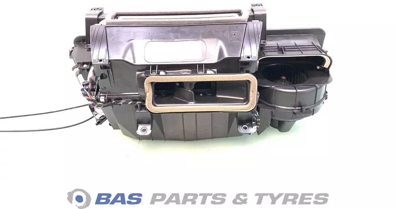 Mercedes-Benz verwarmingsunit Mercedes A 002 830 20 60 - التدفئة / التهوية - شاحنة: صور 1 Mercedes-Benz verwarmingsunit Mercedes A 002 830 20 60 - التدفئة / التهوية - شاحنة: صور 1