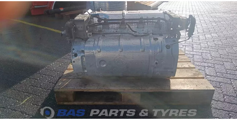 Mercedes-Benz  - كاتم صوت - شاحنة: صور 4 Mercedes-Benz  - كاتم صوت - شاحنة: صور 4