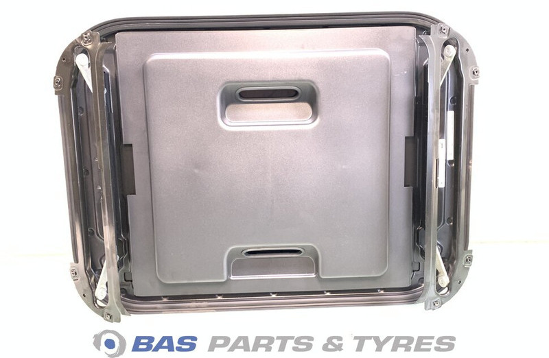 Mercedes-Benz  - حاجب الشمس - شاحنة: صور 2 Mercedes-Benz  - حاجب الشمس - شاحنة: صور 2