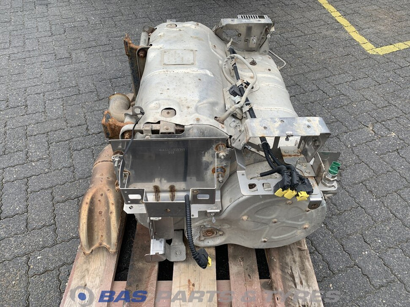 Mercedes-Benz  - كاتم صوت - شاحنة: صور 2 Mercedes-Benz  - كاتم صوت - شاحنة: صور 2