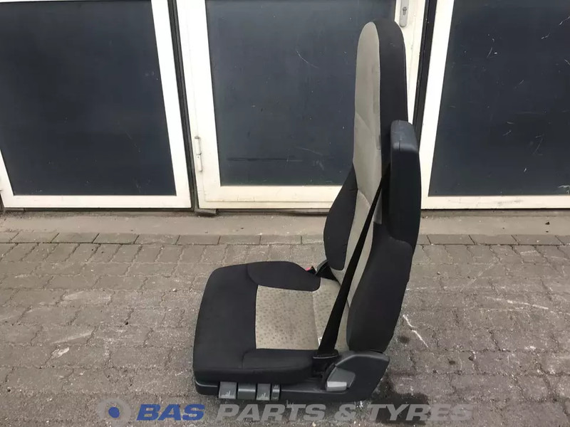Renault Premium (Meerdere types) - مقاعد السيارات - شاحنة: صور 2 Renault Premium (Meerdere types) - مقاعد السيارات - شاحنة: صور 2