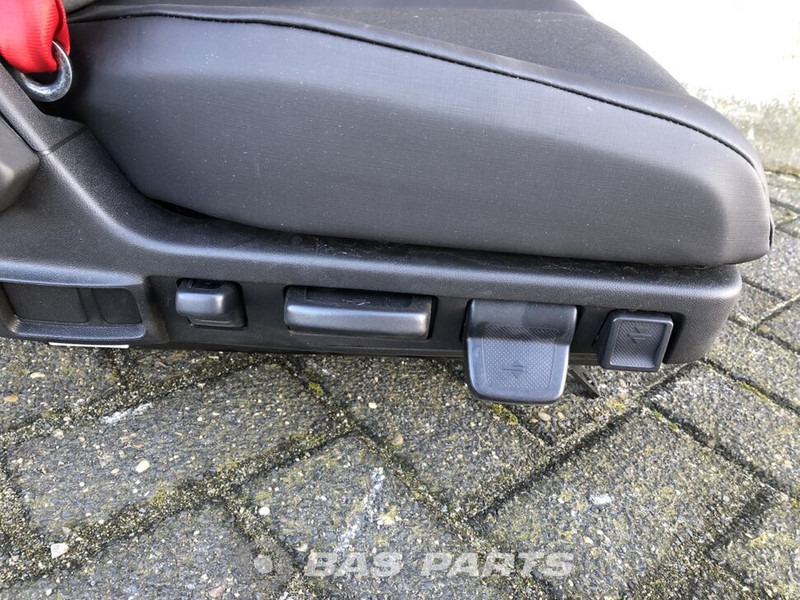 Renault  - مقاعد السيارات - شاحنة: صور 5 Renault  - مقاعد السيارات - شاحنة: صور 5