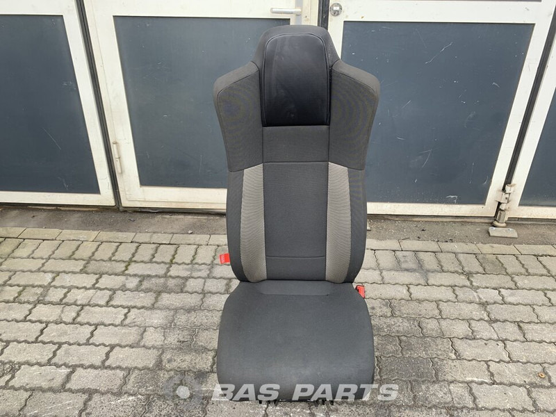 Renault  - مقاعد السيارات - شاحنة: صور 1 Renault  - مقاعد السيارات - شاحنة: صور 1